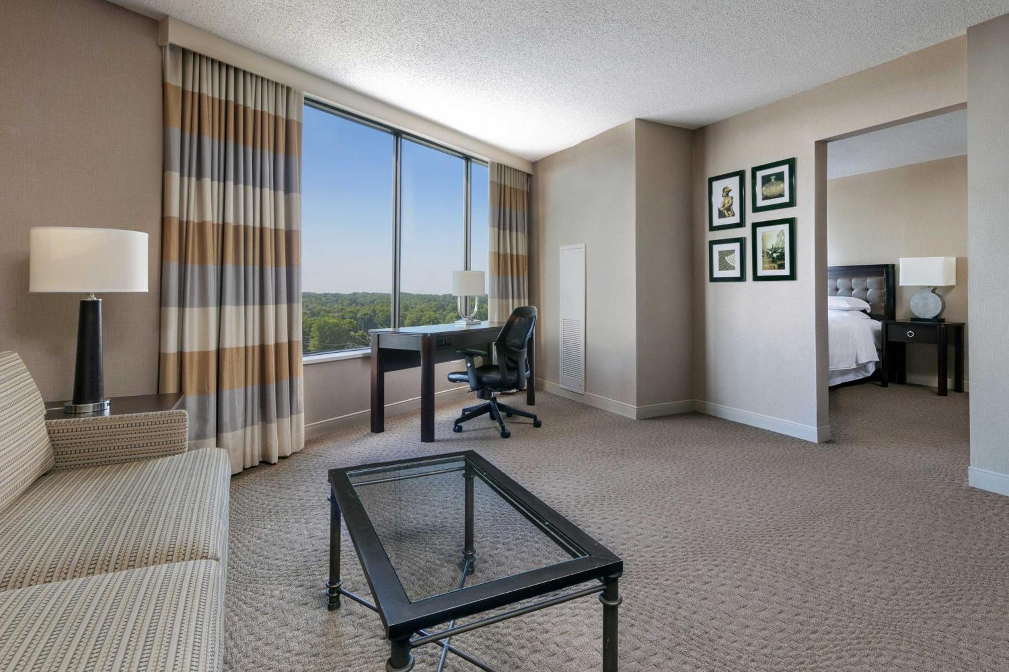 Sheraton גרינסבורו מראה חיצוני תמונה